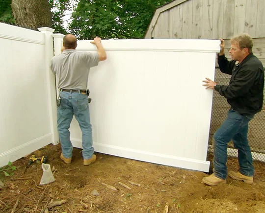 Vinyl Fence Installation in Richmond Hill